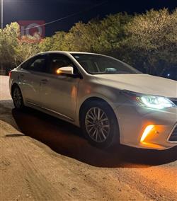 تويوتا أفالون